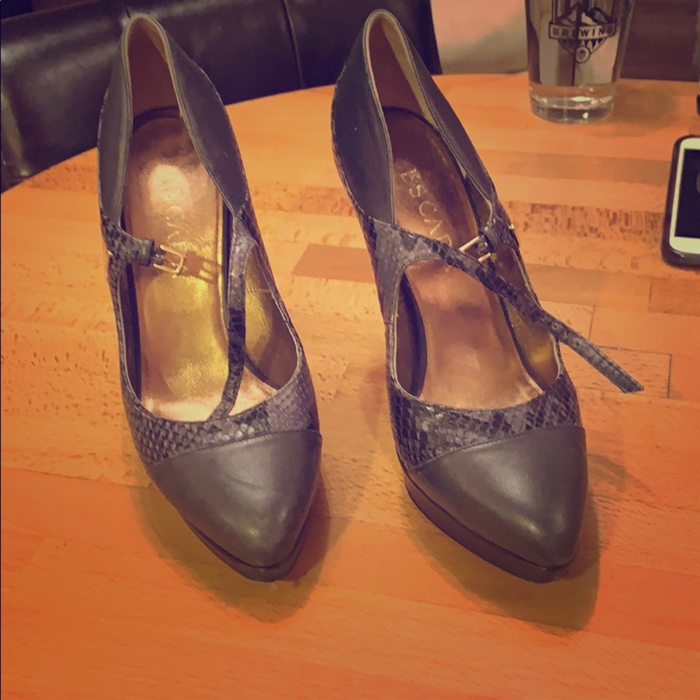 Escalated shoes